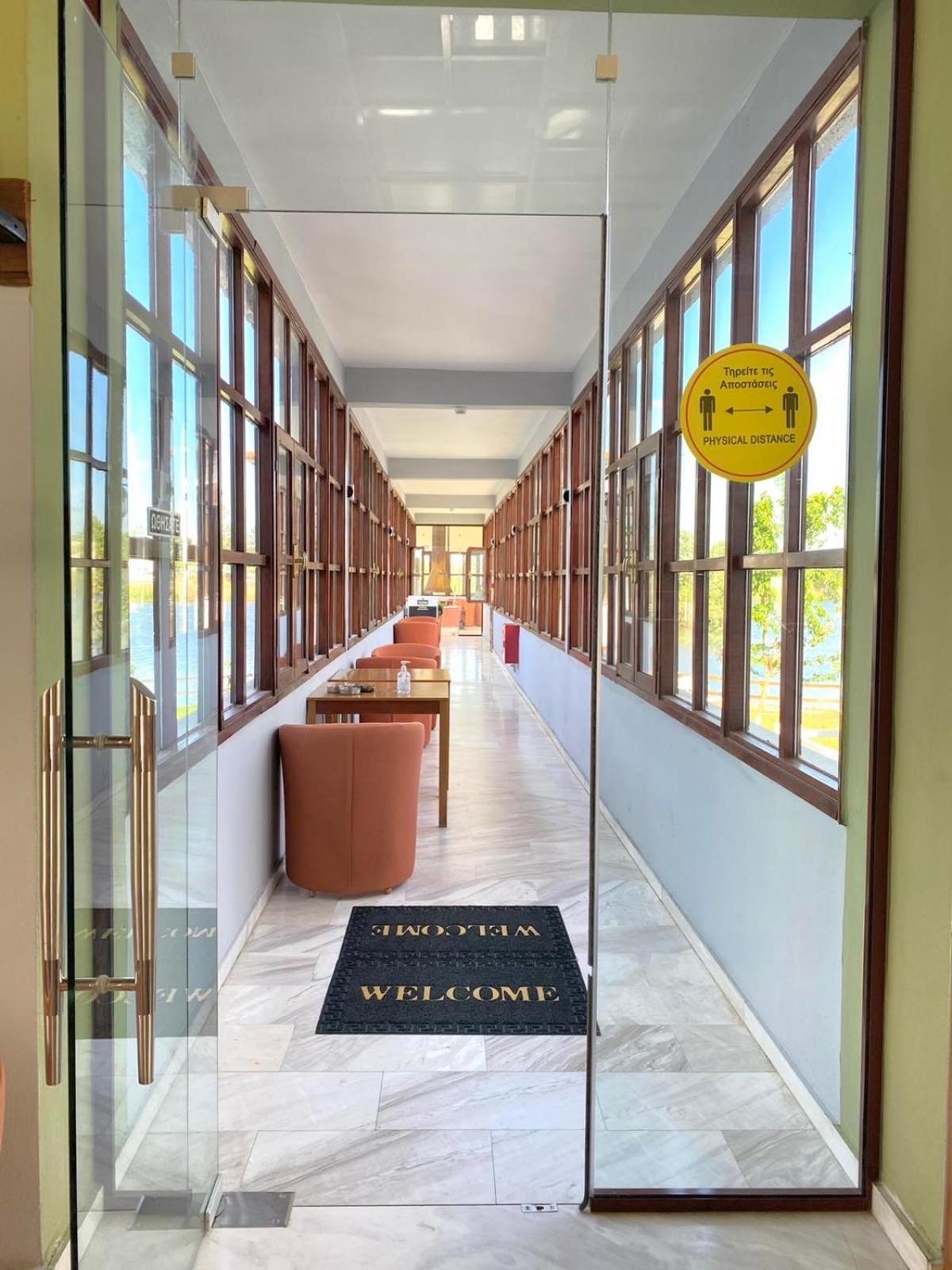 Thrassa Hotel Tycherón Eksteriør bilde